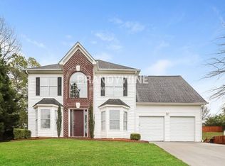 2732 Brandon Lake Dr, Snellville, GA 30039