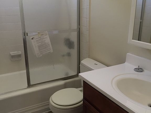 2nd image of 1300 E Broadway Unit E
