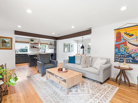 3rd image of 700 52nd St