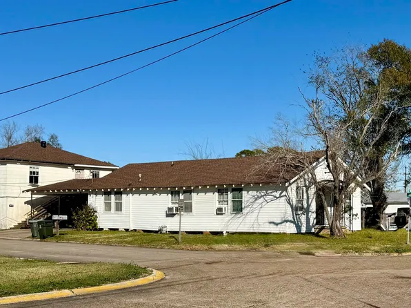 1301 & 1/2 Bourg St, Houma, LA 70360