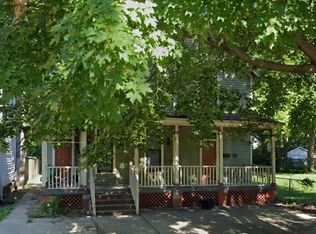 845 N 7th St APT A, Springfield, IL 62702
