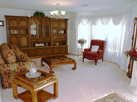 4th image of 1121 Arbor Dawn Ln
