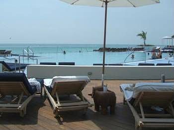 4th image of 909 Collins Ave