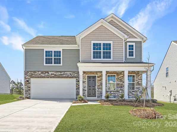 1171 Blackburn Cir, Edgemoor, SC 29712