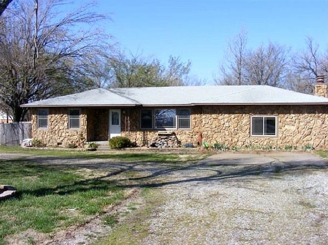 Remodeled 3 bedroom, 2 bath home, full stone.