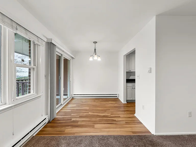 324 Shore Dr #B-8 — Photo 7