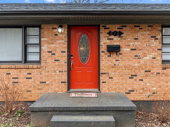 2nd image of 816 Spring St