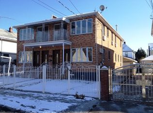 14223 249th St, Rosedale, NY 11422