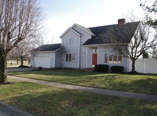300 Wedgewood Ct, Circleville, OH 43113