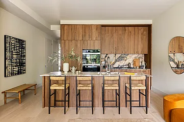 323 Clinton Street, #4