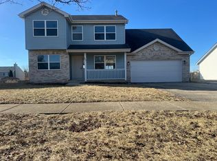 903 Arrowhead Dr, Elwood, IL 60421