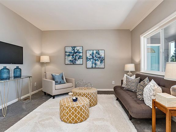 4th image of 3601 S King St