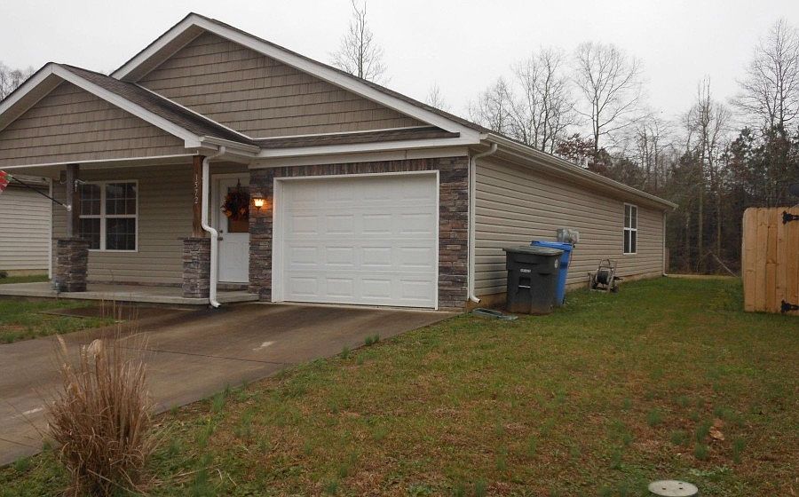 1st image of 1572 Southernwood Dr
