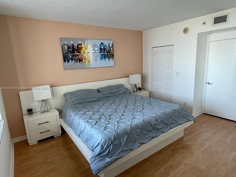 325 Biscayne Blvd #3716 — Photo 11