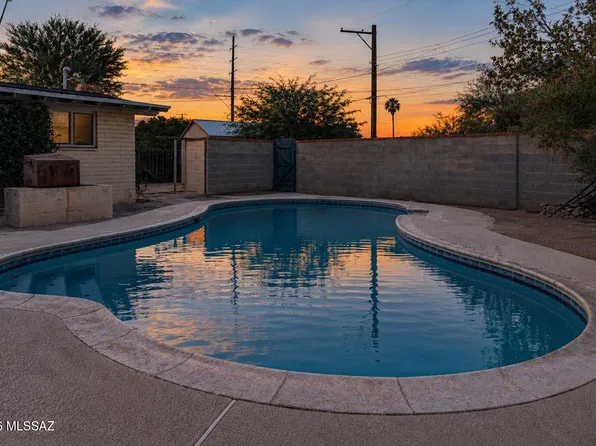 7101 E Luana Pl, Tucson, AZ 85710