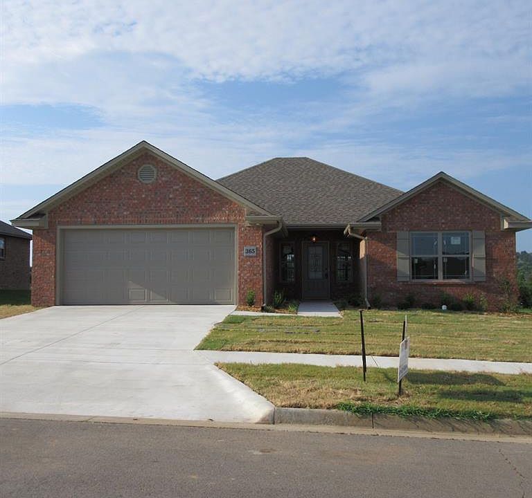 1st image of 365 Copsey Dr