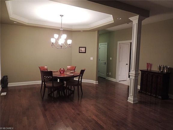 3rd image of 7880 Tuscany Dr