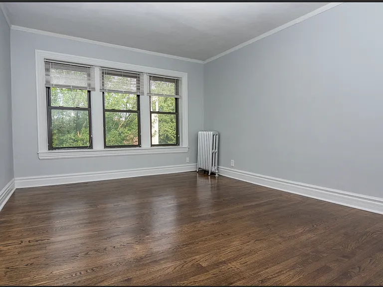 125 E 71st St — Photo 5