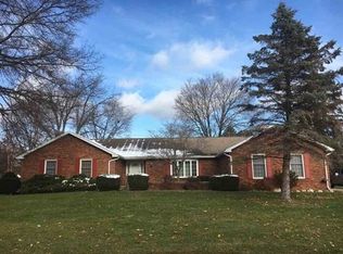 16333 Fox Cross Dr, Granger, IN 46530