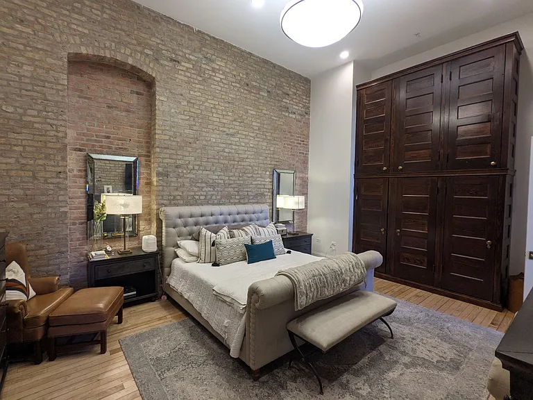 Mulligan School Apartments — Photo 62
