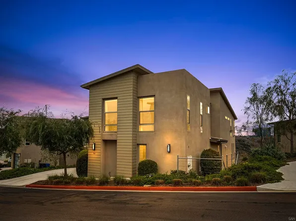 5967 Shaw Lopez Row, San Diego, CA 92121