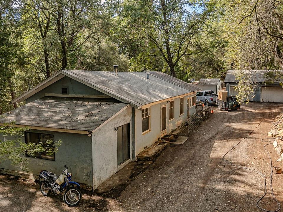 1st image of 524 Ridge Rd