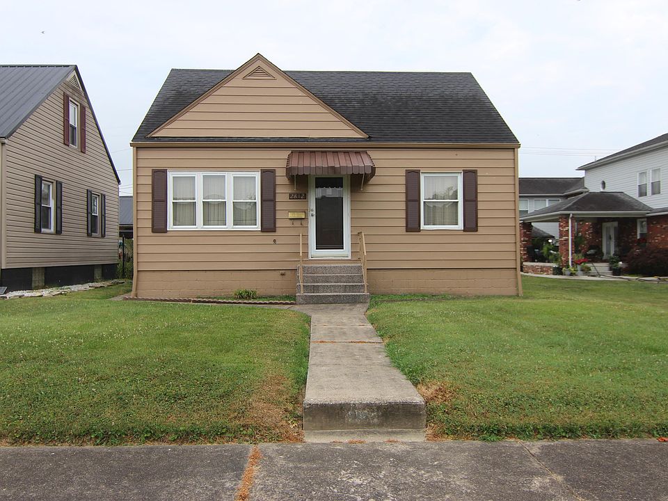 1st image of 2812 S 10th St