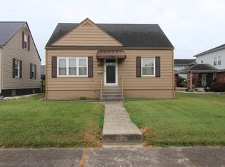 2812 S 10th St, Ironton, OH 45638