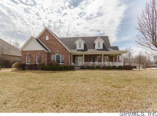 1732 Clover Rdg, Columbia, IL 62236