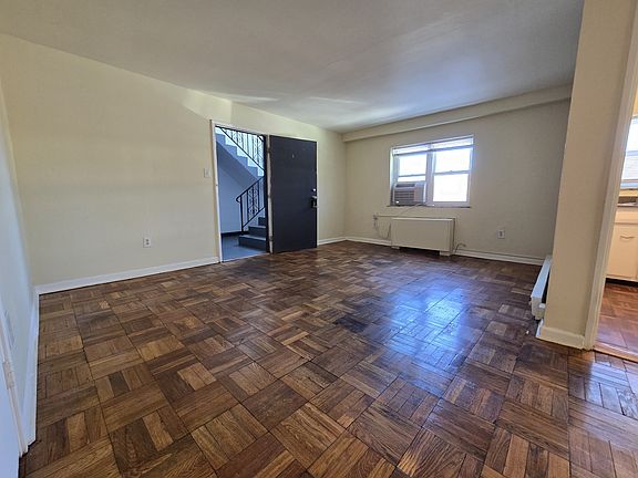 5th image of 3916 Chamberlayne Ave #5