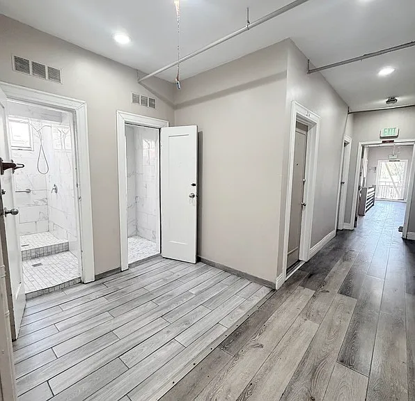 18th Street Apartments — Photo 13