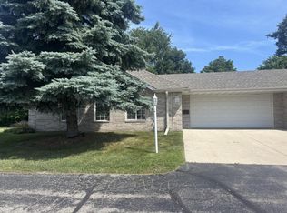 622 E Market St UNIT 101, Elkhorn, WI 53121