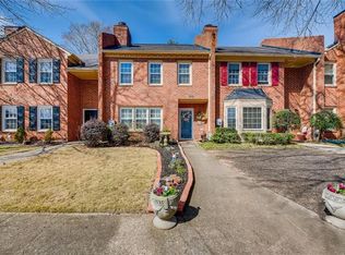 3195 Corner Oak Dr, Peachtree Corners, GA 30071