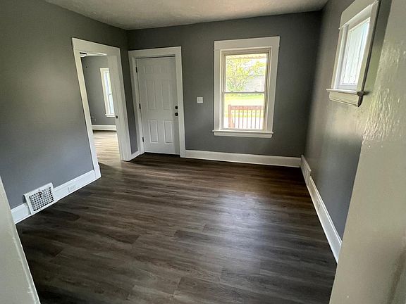 5th image of 12312 Oakfield Ave #1