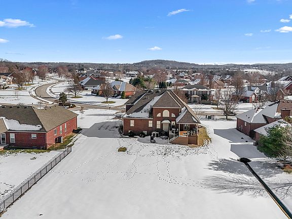 2nd image of 247 Stoneyridge Wynde