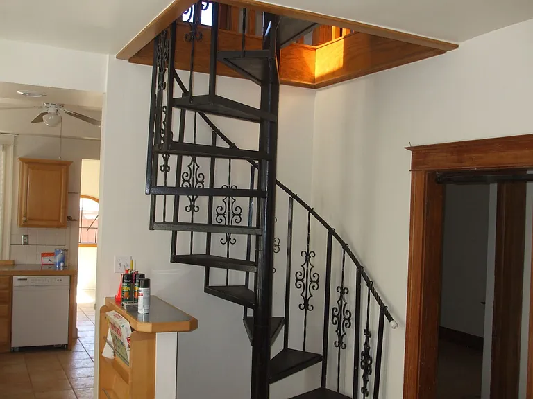 669 S Sherman St — Photo 12