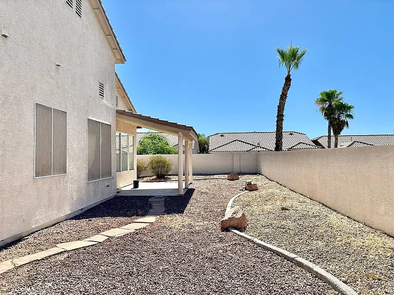 9103 Imperial Castle Ct — Photo 29