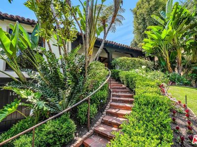 1423 Warnall Ave, Los Angeles, CA, 90024