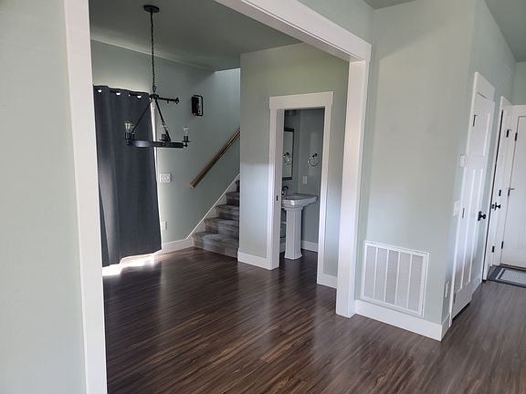 Dining area and powder room