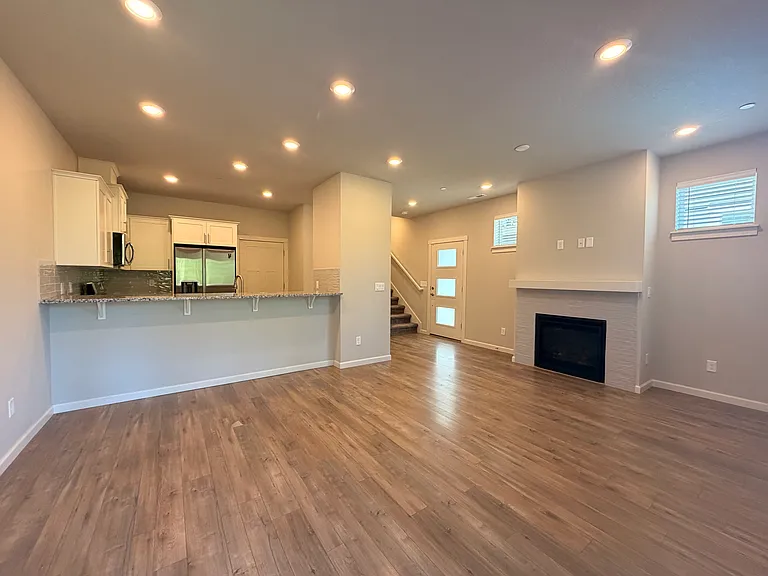 4300 S Laughing Water Cir — Photo 10