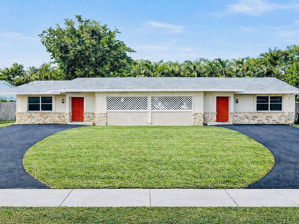 1st image of 2741-2745 NE 30th Avenue