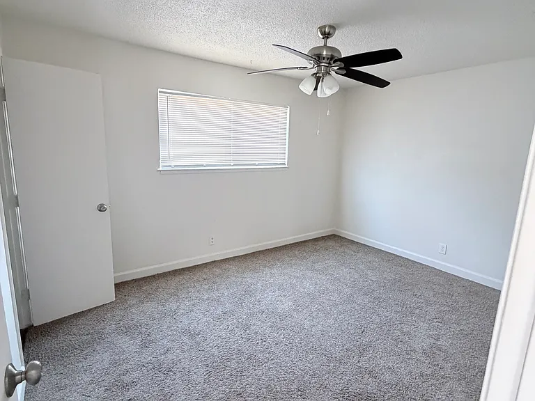 460 N Calaveras St #101 — Photo 4
