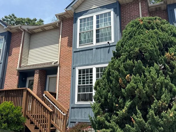 7923 Ridge Ave APT 17, Philadelphia, PA 19128