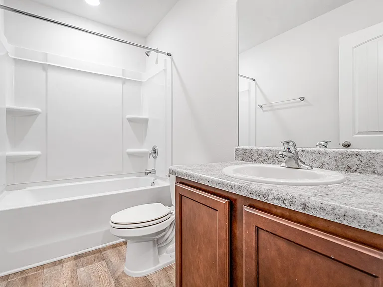 240 Red Bay Rd — Photo 32