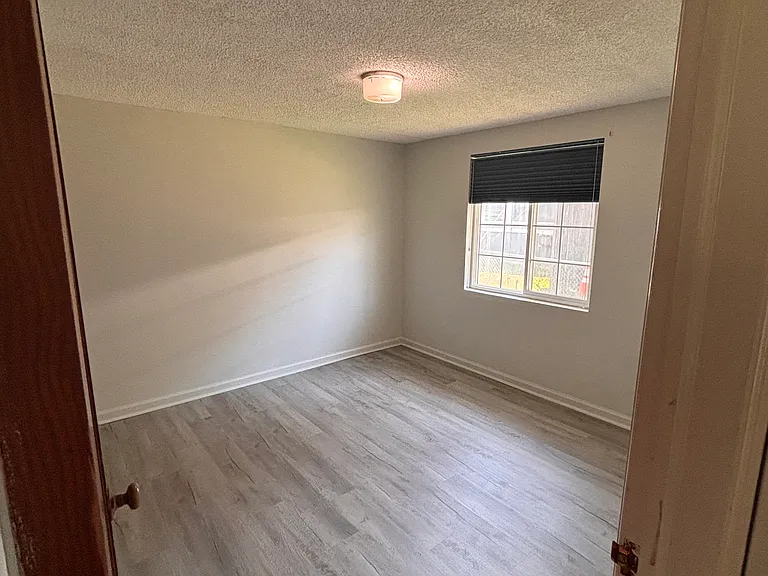 815 C St SW — Photo 8