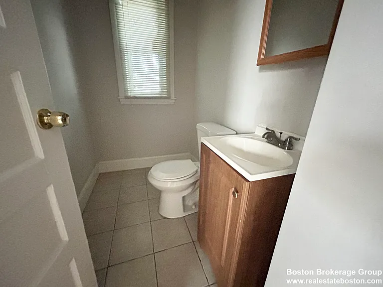 7 Hesston Ter #1 — Photo 6