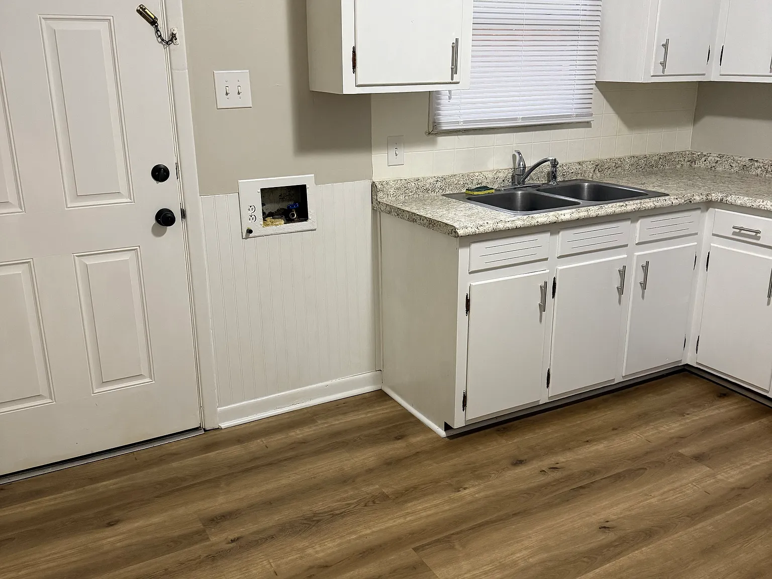 2 bed, 975 sqft, $1,050 — Photo 4