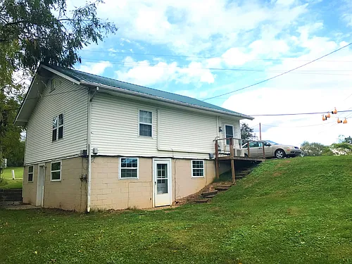 203 Dogwood Rd #B Photo 1