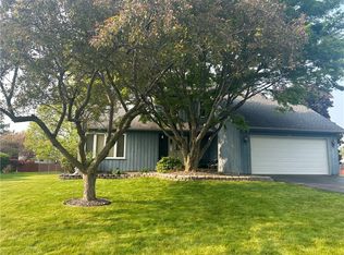 65 Whispering Pines Cir, Rochester, NY 14612