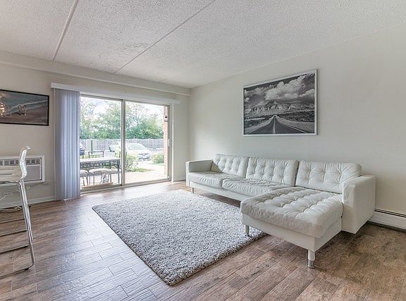 3rd image of 578 Fairway View Dr #3-1C